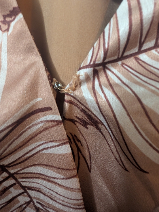 Ciebon Qwynn Maxi Dress Women's Blush Pink Floral Wrap Maxi Dress - Picture 9 of 9